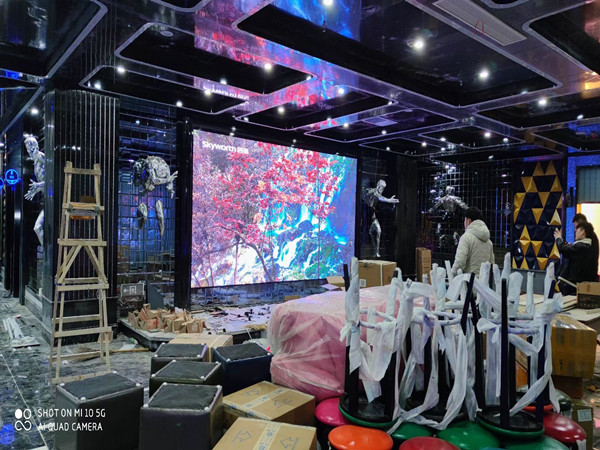 永新室内P2.5全彩显示屏