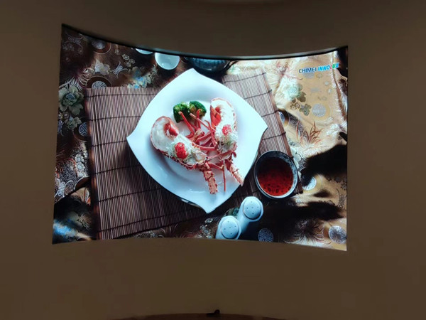 永新室内P2.5弧形LED屏